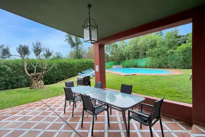 Detached Villa in Elviria