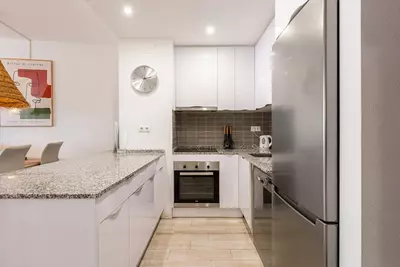 Middle Floor Apartment in Estepona