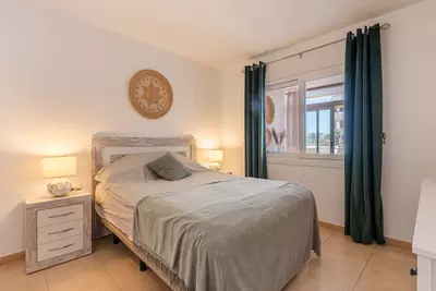 Middle Floor Apartment in Estepona