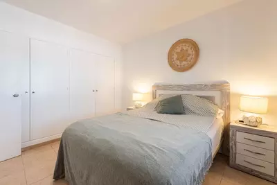 Middle Floor Apartment in Estepona