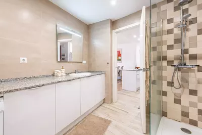 Middle Floor Apartment in Estepona
