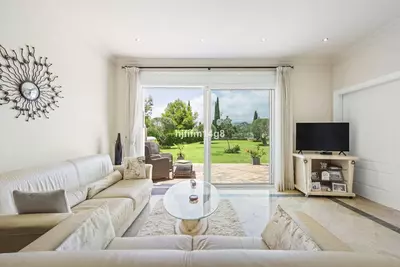 Ground Floor Apartment in Benahavís