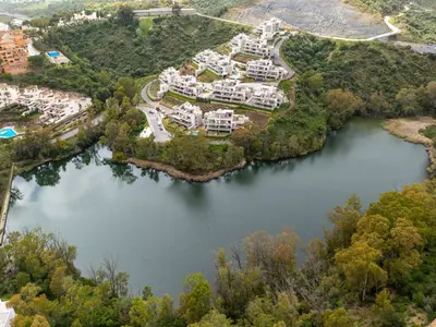 Ground Floor Apartment in Nueva Andalucía