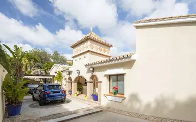 Detached Villa in El Paraiso