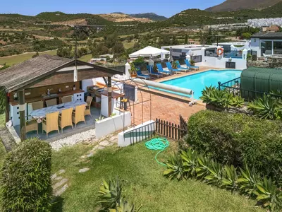 Detached Villa in Estepona