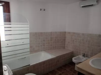 Townhouse in El Paraiso