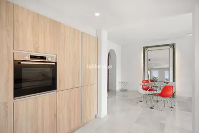 Middle Floor Apartment in Benahavís