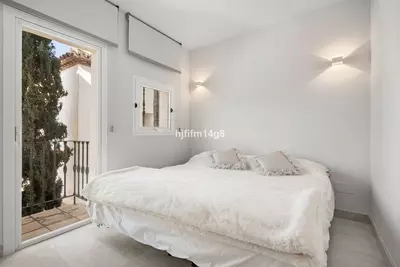 Middle Floor Apartment in Benahavís