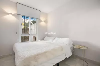 Middle Floor Apartment in Benahavís