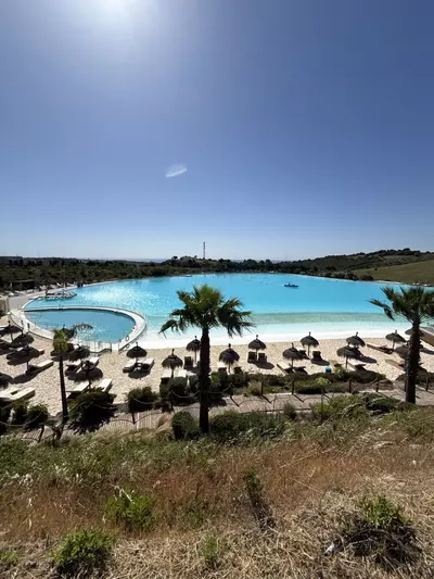 Middle Floor Apartment in Estepona
