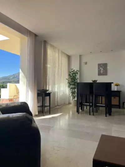 Ground Floor Apartment in Benahavís