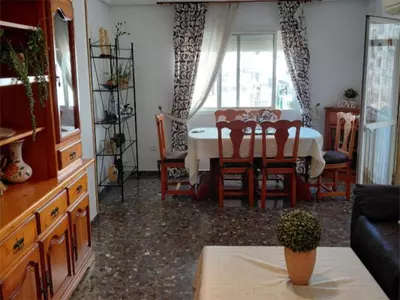 Middle Floor Apartment in Estepona