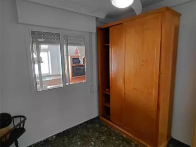 Middle Floor Apartment in Estepona