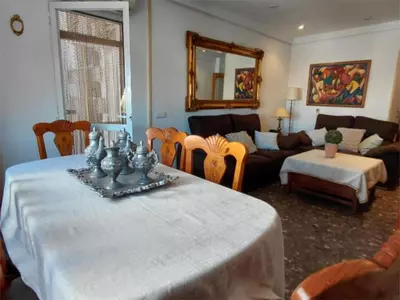 Middle Floor Apartment in Estepona