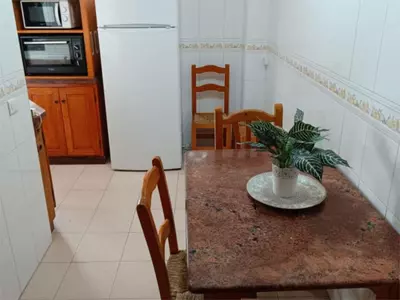 Middle Floor Apartment in Estepona