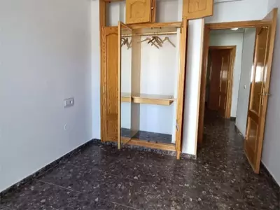 Middle Floor Apartment in Estepona