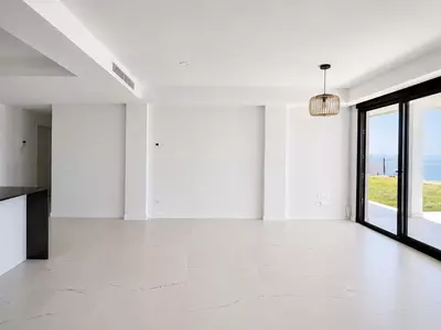 Ground Floor Apartment in Casares
