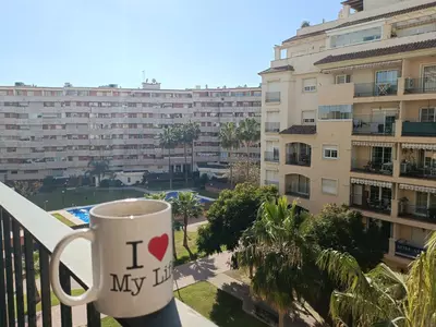 Middle Floor Apartment in Estepona