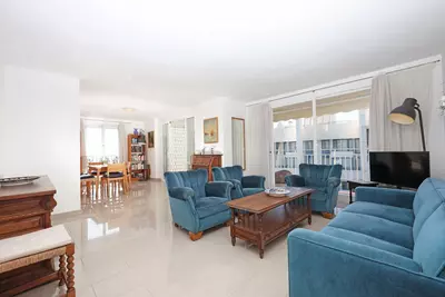Middle Floor Apartment in Marbella