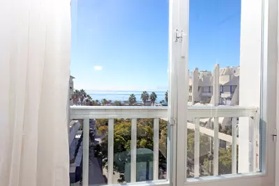 Middle Floor Apartment in Marbella