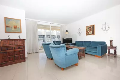 Middle Floor Apartment in Marbella