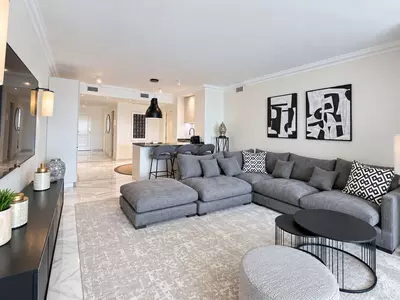Middle Floor Apartment in Nueva Andalucía