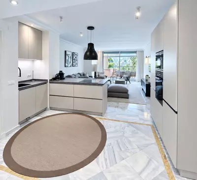 Middle Floor Apartment in Nueva Andalucía