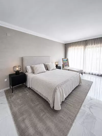 Middle Floor Apartment in Nueva Andalucía