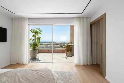 Middle Floor Apartment in Nueva Andalucía