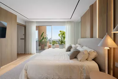 Middle Floor Apartment in Nueva Andalucía