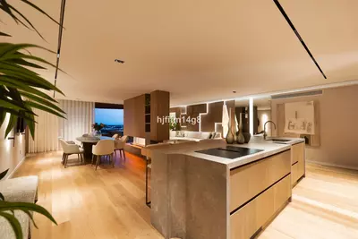 Middle Floor Apartment in Nueva Andalucía
