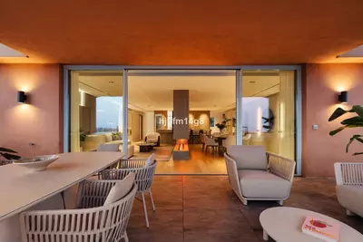 Middle Floor Apartment in Nueva Andalucía