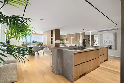 Middle Floor Apartment in Nueva Andalucía