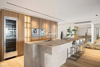 Middle Floor Apartment in Nueva Andalucía