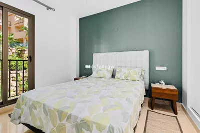 Middle Floor Apartment in Benahavís