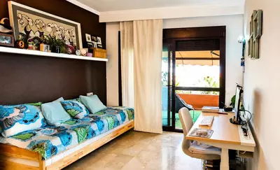 Middle Floor Apartment in Estepona