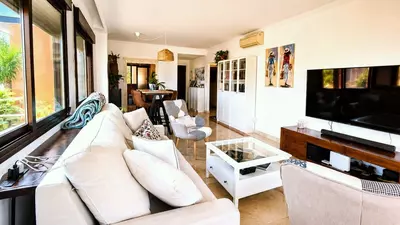Middle Floor Apartment in Estepona