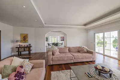 Detached Villa in El Paraiso
