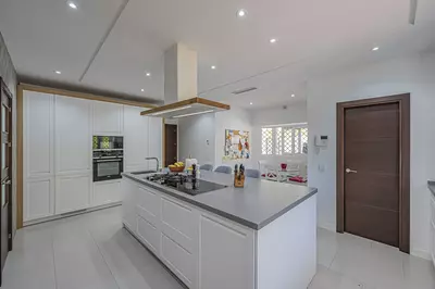 Detached Villa in El Paraiso