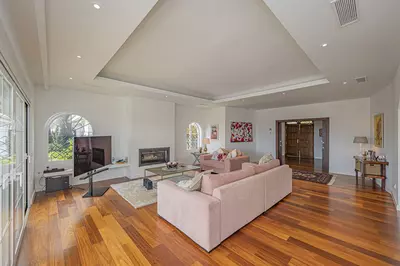 Detached Villa in El Paraiso
