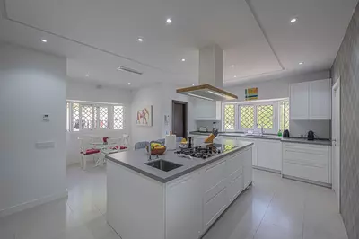 Detached Villa in El Paraiso