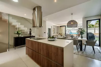 Semi-Detached House in Puerto Banús