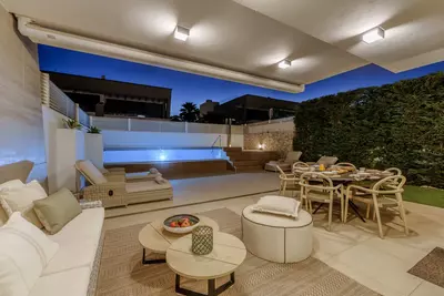 Semi-Detached House in Puerto Banús