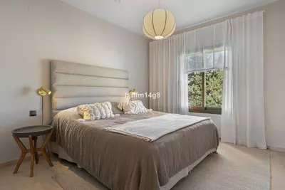Middle Floor Apartment in Nueva Andalucía