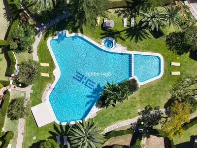 Middle Floor Apartment in Nueva Andalucía
