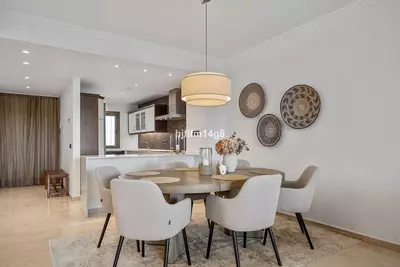 Middle Floor Apartment in Nueva Andalucía