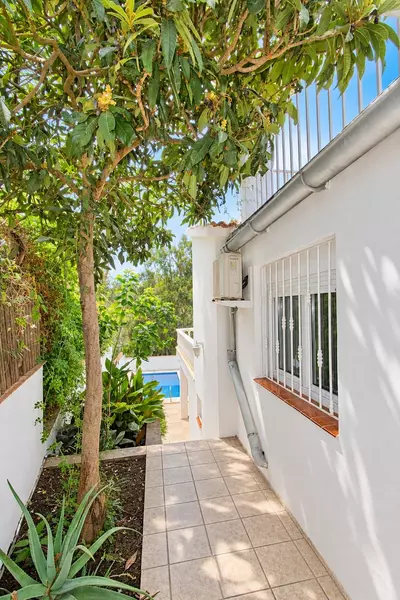 Detached Villa in El Rosario