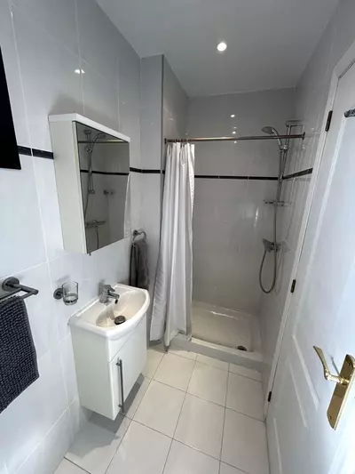 Middle Floor Apartment in Estepona