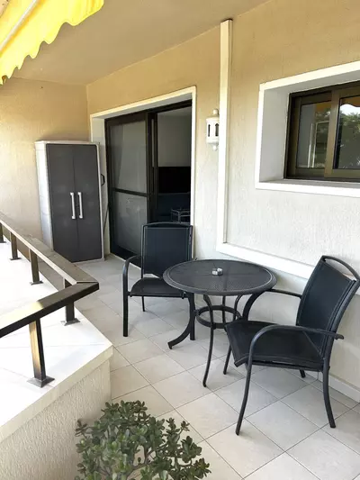 Middle Floor Apartment in Estepona