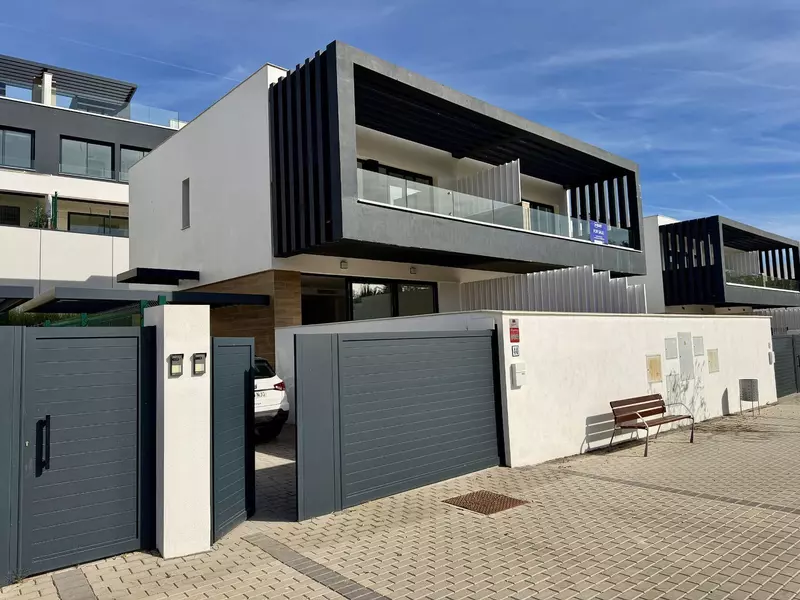 Semi-Detached House in Atalaya